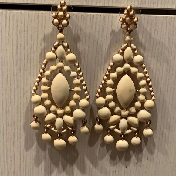🎉1 hr sale 🎉Drop earrings - Picture 1 of 6